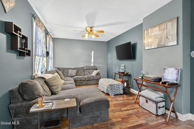 54 Vley Road, Scotia, NY 12302