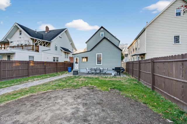 54 Vley Road, Scotia, NY 12302