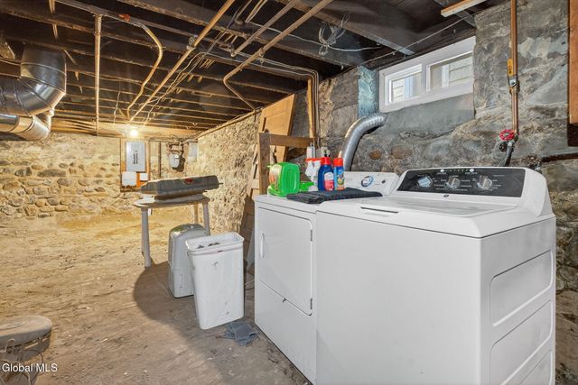 54 Vley Road, Scotia, NY 12302