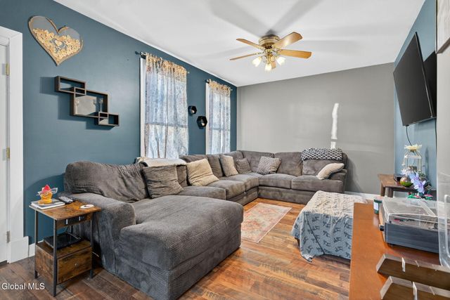 54 Vley Road, Scotia, NY 12302