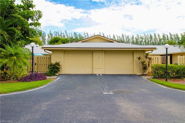 129 Forest Lakes BLVD 129, Naples, FL 34105