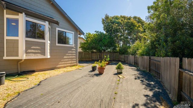 171 Ancheta Pl, Vallejo, CA 94591