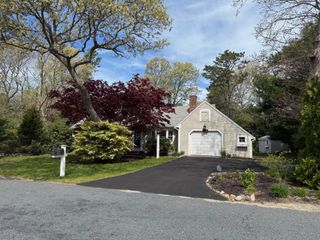 3 Arthur Lane, Yarmouth Port, MA 02675