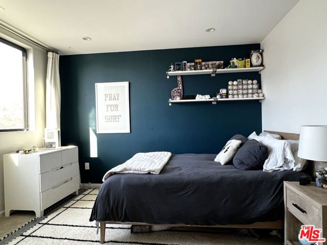 2606 S Barrington Avenue, Los Angeles, CA 90064