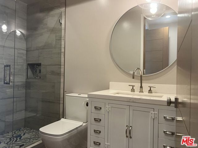 2606 S Barrington Avenue, Los Angeles, CA 90064