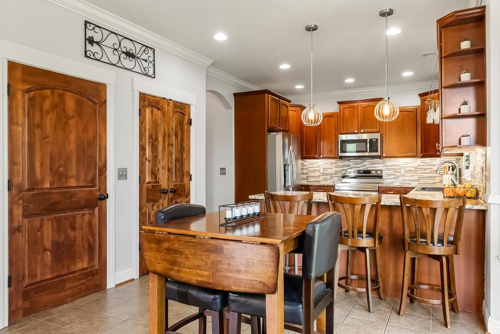 Image 11 of property listing at 5202 Dutton Court, Missoula, MT 59803