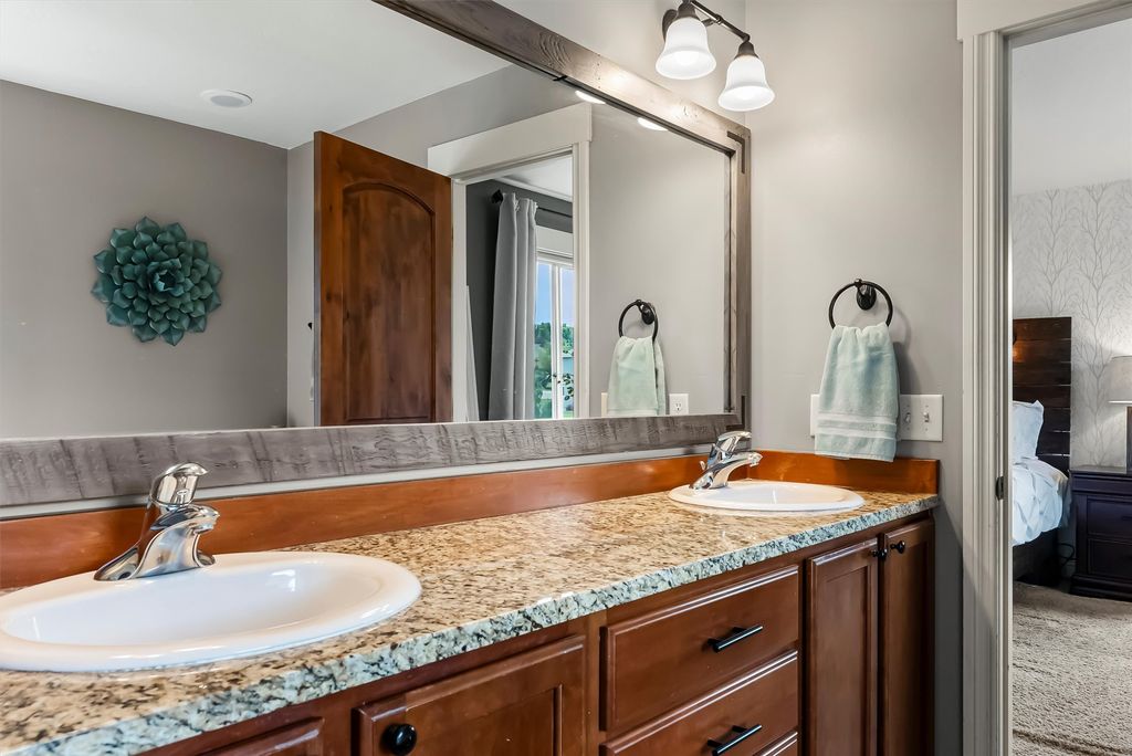 Image 25 of property listing at 5202 Dutton Court, Missoula, MT 59803