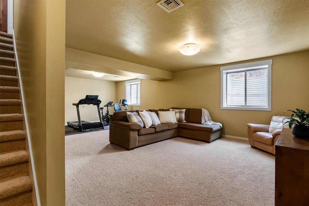 Image 33 of property listing at 5202 Dutton Court, Missoula, MT 59803