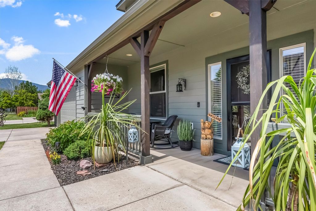 Image 35 of property listing at 5202 Dutton Court, Missoula, MT 59803