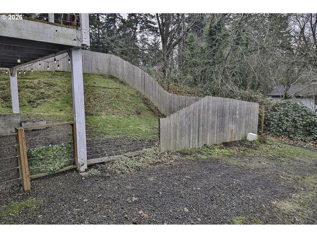 9740 Sw 51ST Ave, Portland, OR 97219