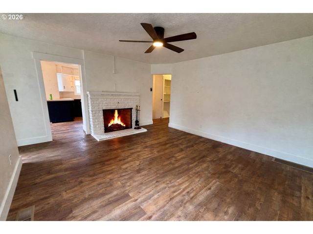 9740 Sw 51ST Ave, Portland, OR 97219