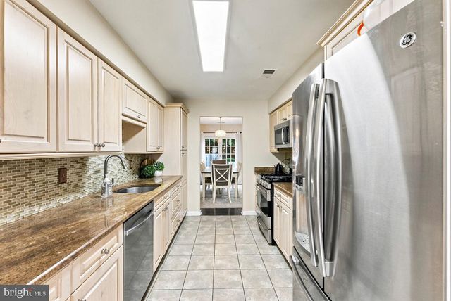 43 FAIR ACRES CT, Princeton, NJ 08540