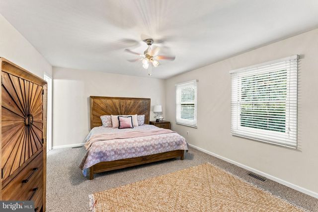 43 FAIR ACRES CT, Princeton, NJ 08540