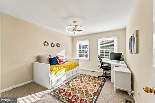 43 FAIR ACRES CT, Princeton, NJ 08540
