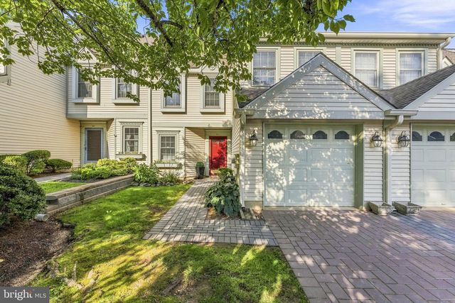 43 FAIR ACRES CT, Princeton, NJ 08540