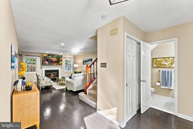 43 FAIR ACRES CT, Princeton, NJ 08540