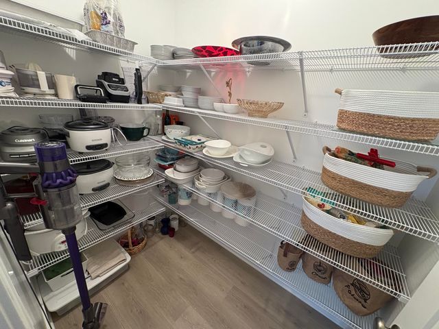 6830 Golden View Drive Se, Cascade Twp, MI 49512