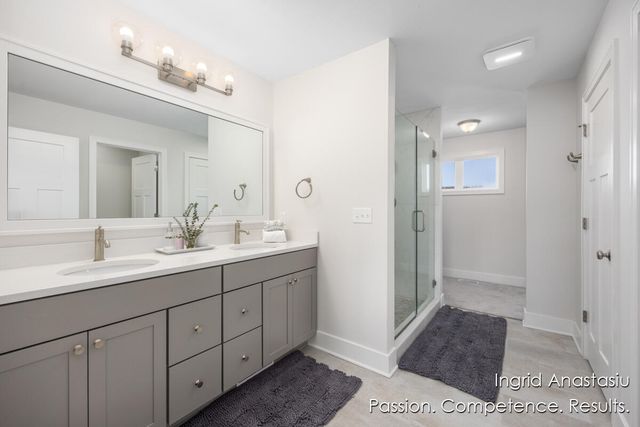 6830 Golden View Drive Se, Cascade Twp, MI 49512