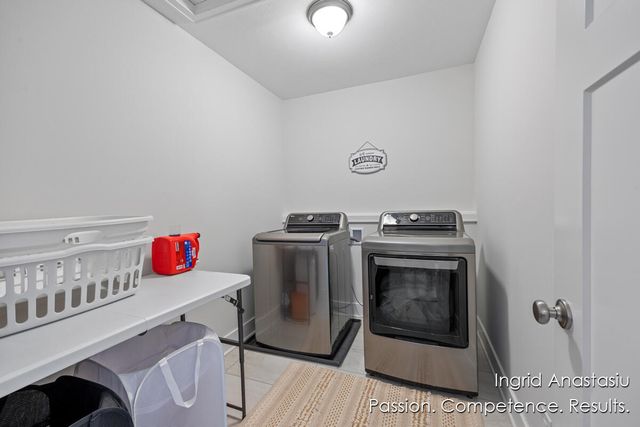 6830 Golden View Drive Se, Cascade Twp, MI 49512