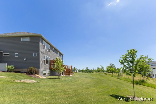6830 Golden View Drive Se, Cascade Twp, MI 49512
