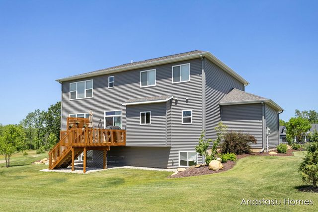 6830 Golden View Drive Se, Cascade Twp, MI 49512