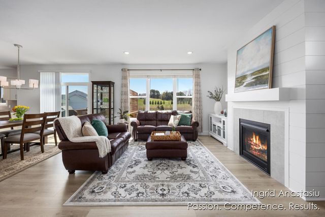 6830 Golden View Drive Se, Cascade Twp, MI 49512