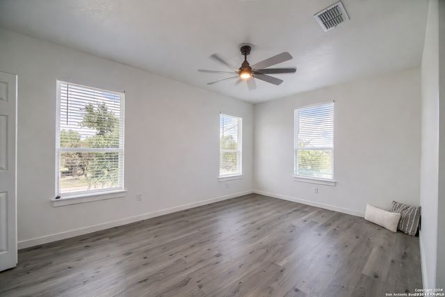 2066 DRY CREEK, Canyon Lake, TX 78133