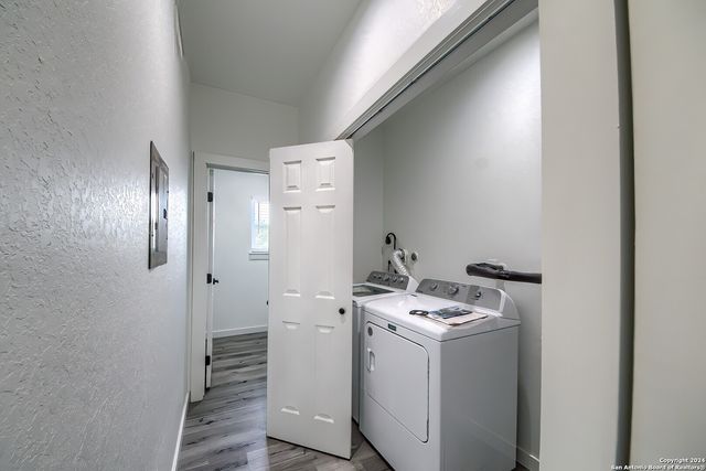 2066 DRY CREEK, Canyon Lake, TX 78133