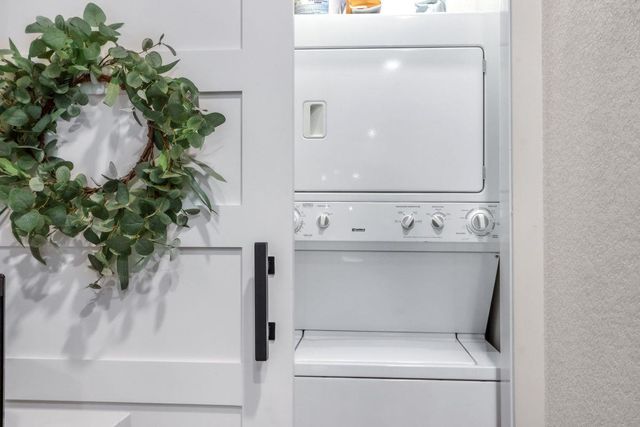 106 Chapparal CIR, Wimberley, TX 78676