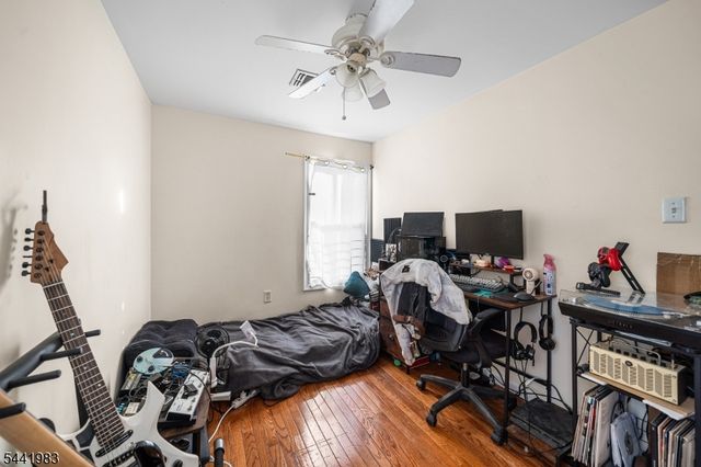 152 Jasper St, Paterson City, NJ 07522