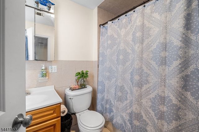 152 Jasper St, Paterson City, NJ 07522