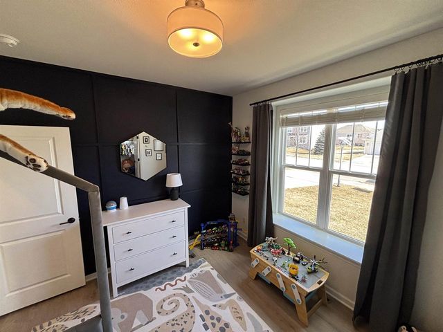 615 LAMBERT DRIVE, Slinger, WI 53086