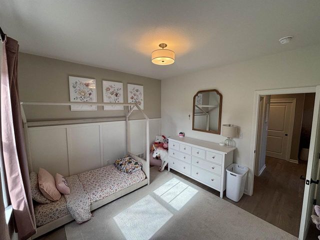 615 LAMBERT DRIVE, Slinger, WI 53086