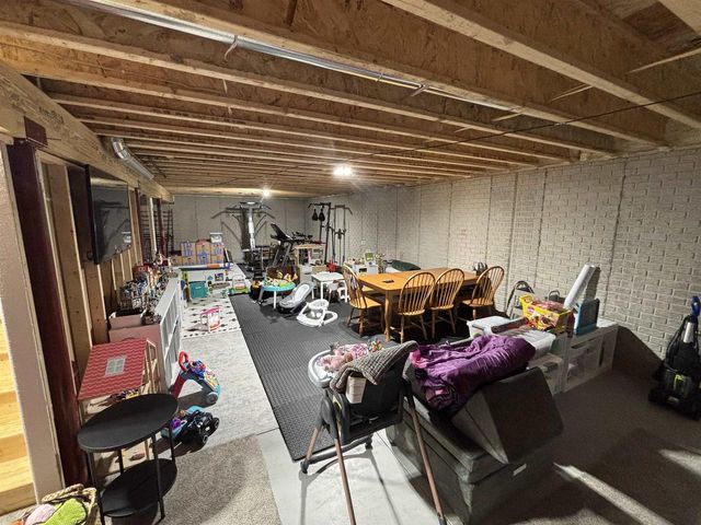 615 LAMBERT DRIVE, Slinger, WI 53086