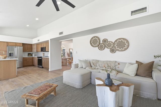 858 N SAINT ELENA Street, Gilbert, AZ 85234