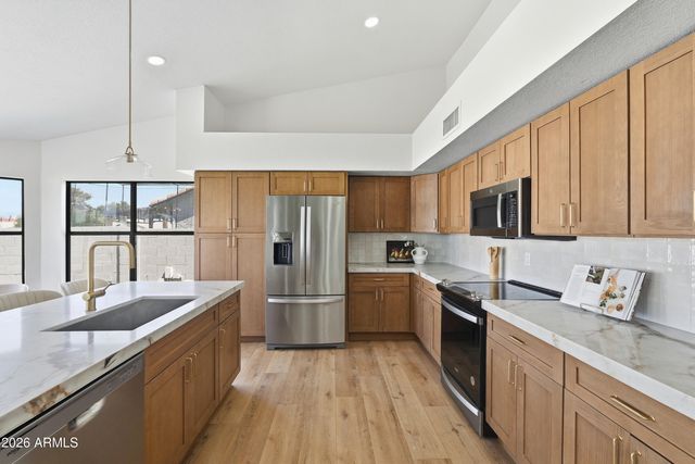 858 N SAINT ELENA Street, Gilbert, AZ 85234