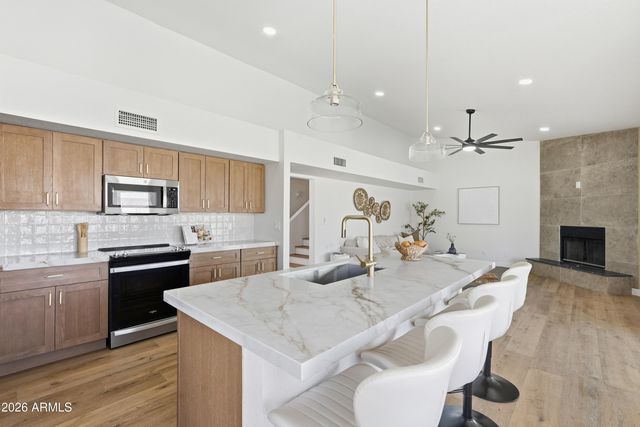 858 N SAINT ELENA Street, Gilbert, AZ 85234