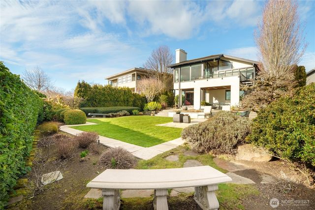 1640 Magnolia Boulevard W, Seattle, WA 98199