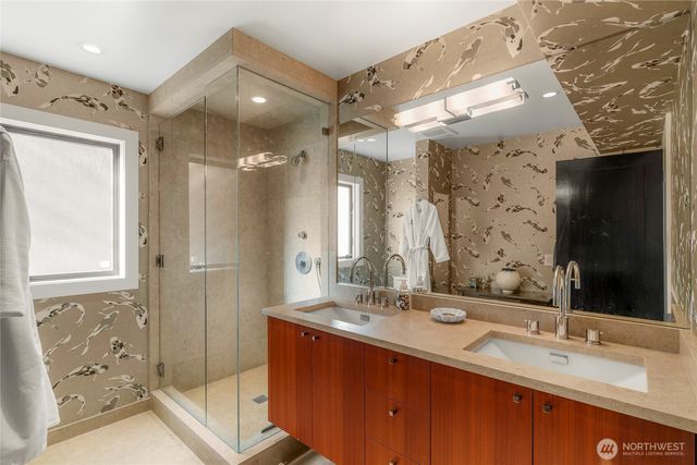 1640 Magnolia Boulevard W, Seattle, WA 98199