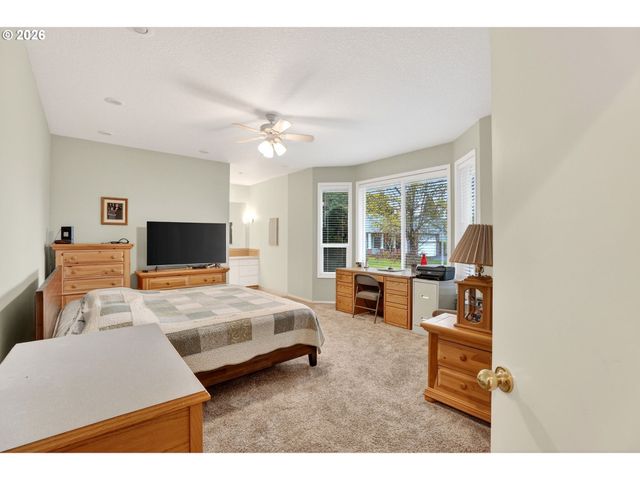 11413 PENNYS Way, Oregon City, OR 97045