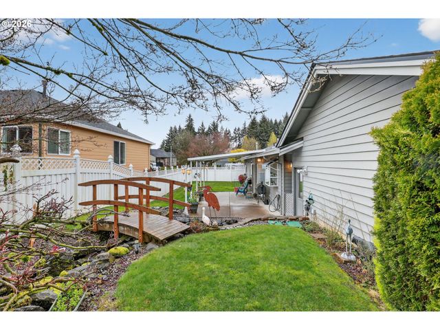 11413 PENNYS Way, Oregon City, OR 97045