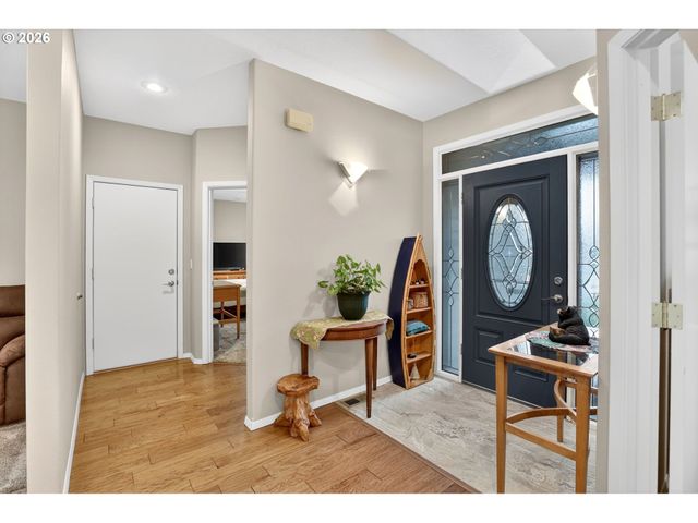 11413 PENNYS Way, Oregon City, OR 97045