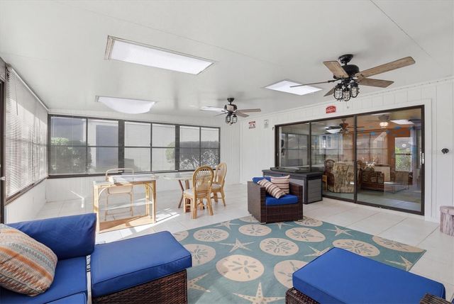 36 WINDRUSH BAY DRIVE 36, Tarpon Springs, FL 34689