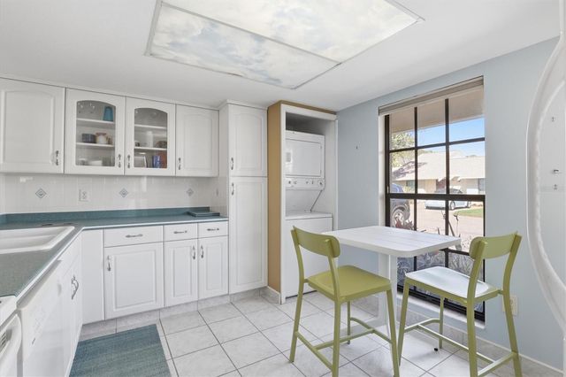 36 WINDRUSH BAY DRIVE 36, Tarpon Springs, FL 34689