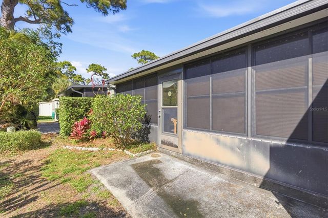 36 WINDRUSH BAY DRIVE 36, Tarpon Springs, FL 34689