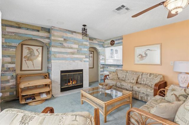 36 WINDRUSH BAY DRIVE 36, Tarpon Springs, FL 34689