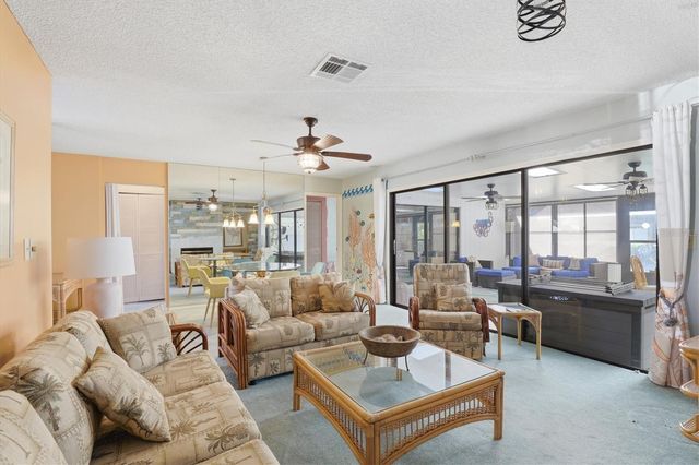 36 WINDRUSH BAY DRIVE 36, Tarpon Springs, FL 34689