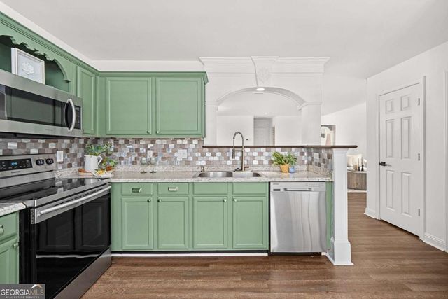 429 Chatooga Lane, Woodstock, GA 30188