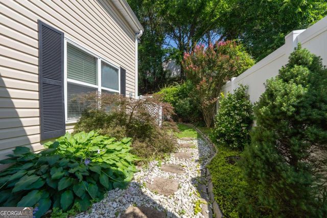 429 Chatooga Lane, Woodstock, GA 30188