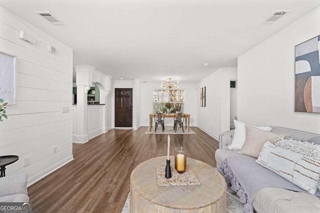 429 Chatooga Lane, Woodstock, GA 30188